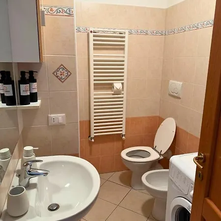 -sanremo-bussana- Suite-a With Ac - 5 Min From The Sea Apartamento Sanremo