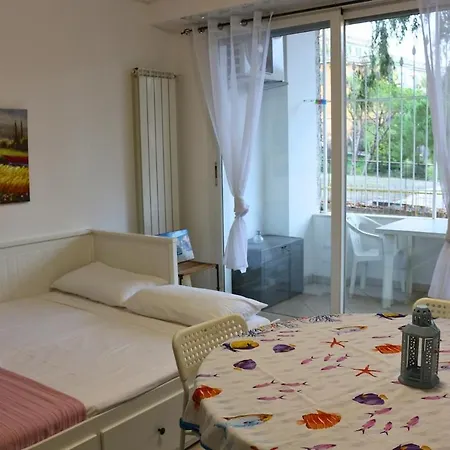 -sanremo-bussana- Suite-a With Ac - 5 Min From The Sea Apartamento Sanremo